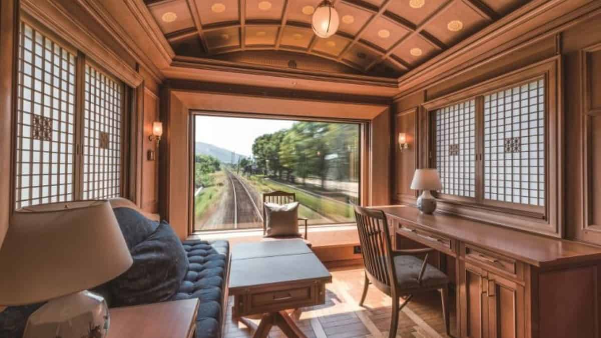 The deluxe A suite aboard the Kyushu Seven Star Train